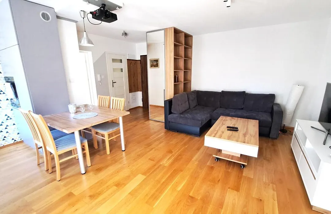 Bianco Apartament Reduta Park Free Parking-1