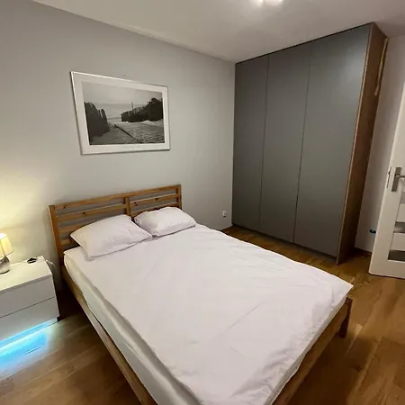 Bianco Apartament Reduta Park Free Parking-3